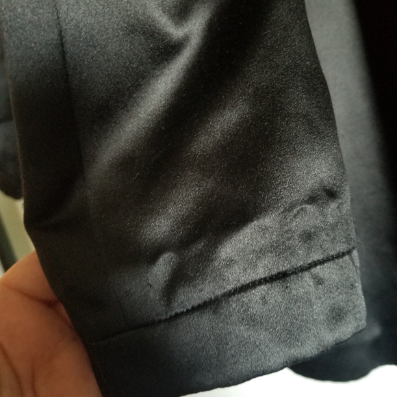 Womans Vintage Escada Couture Silk Suit - Picture 9 of 10